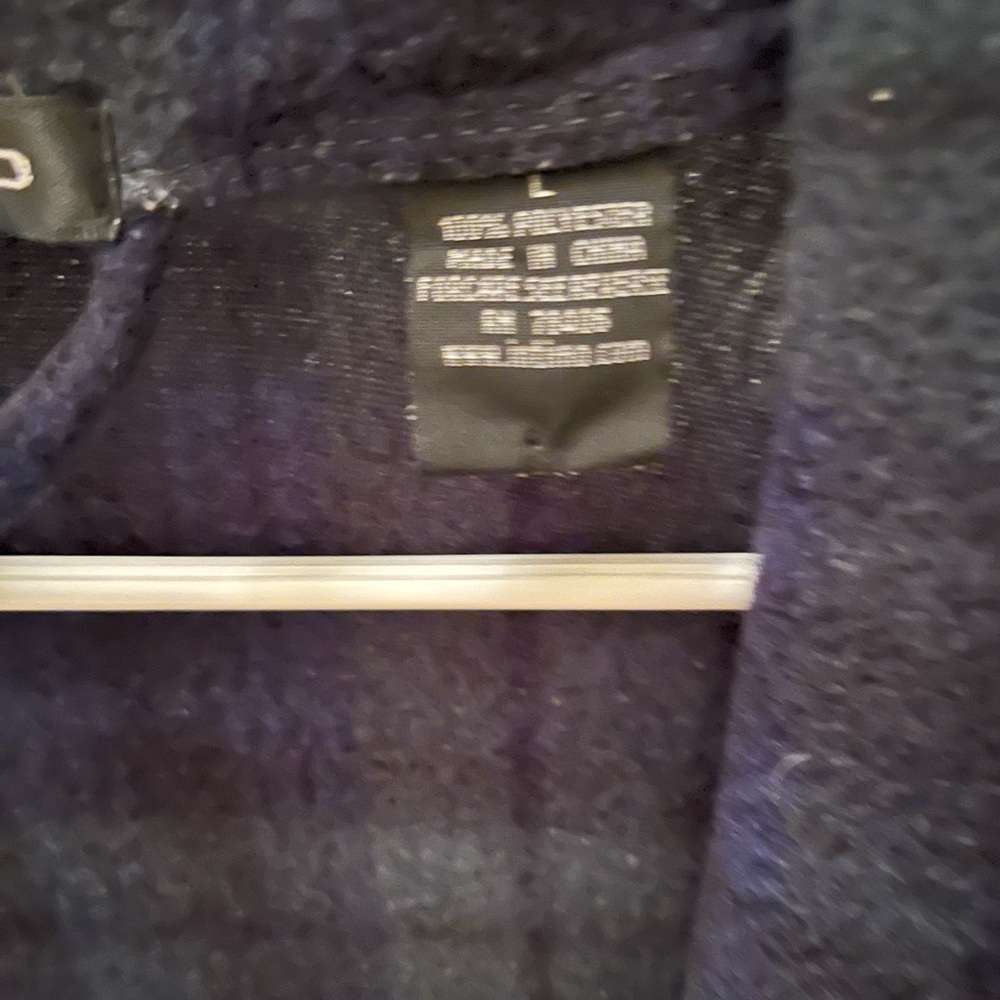 Black Plaid Men’s Robe - Picture 4 of 6